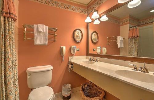 Jonesborough House | Jury Room at The Historic Eureka Inn and Event Center