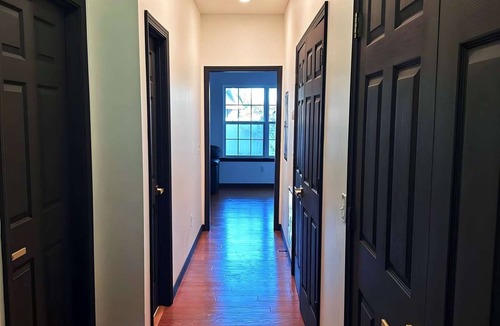 Johnson City Apartment | Just minutes from downtown Johnson City, ETSU, JCMC, and Milligan College