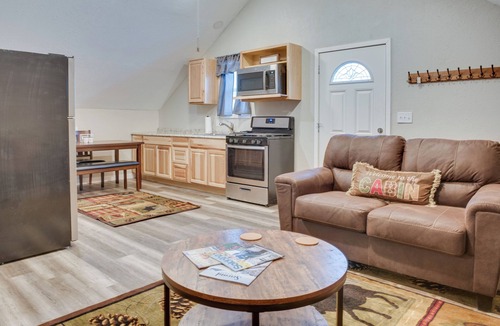 Kalifornsky Cottage | Kenai River Base! Spacious 2-unit Cabin Compound