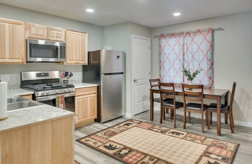 Kalifornsky Cottage | Kenai River Base! Spacious 2-unit Cabin Compound