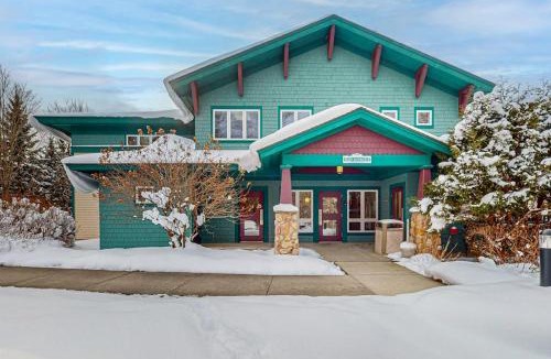 Jeffersonville Apartment | Kestrels Unit #16