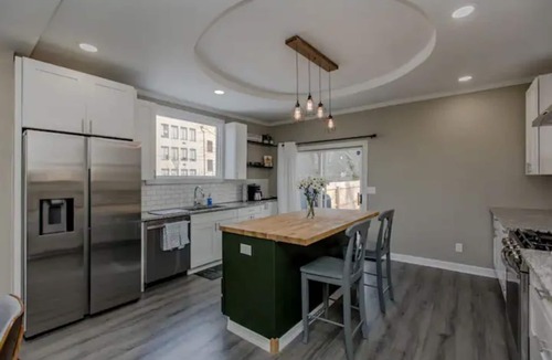 Licking Riverside House | Kozy Korners: Homey, Walkable, 1 mile to DT Cincy!