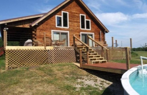 Ghent House | KY log home close to The Ark Encounter on private 14 acres private seasonal pool