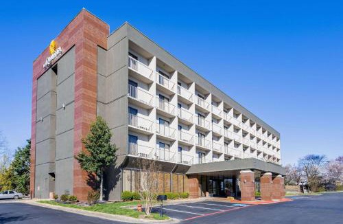 Blountville Hotel | La Quinta by Wyndham Kingsport Tri Cities Airport