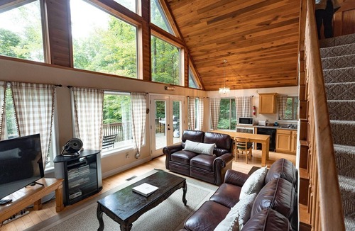 Rogers Cabin | Lake Cabin, Prime Location, Gated Community, Wi-Fi, Smart TV's, Swim, Fish,