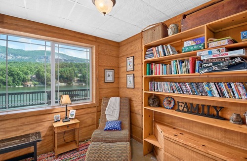 Lake Lure Cottage | Lake front cottage with pontoon boat in Lake Lure