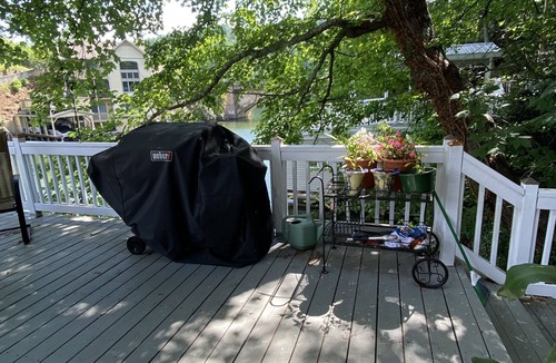 Garner Cove House | Lake front house in hidden GEM lake lure