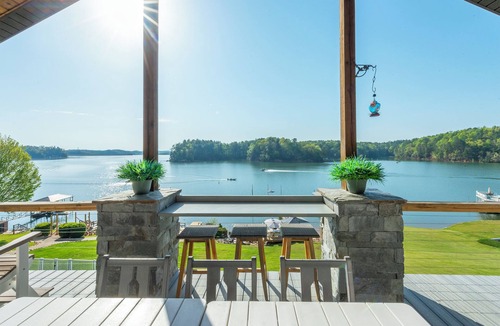 Marion Lake Club House | Lake Home – 3BR, 2 Balconies & Stunning Views from Private Waterfront Deck