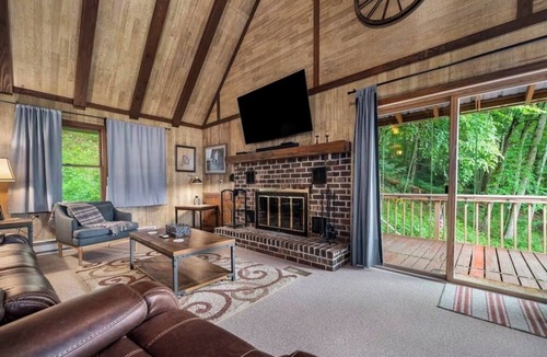 Butler House | Lake House Escape/Spacious Retreat in Butler, TN