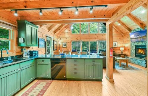 Sunset Cove House | Lake Lure Lodge in the Trees Sleeps Eight