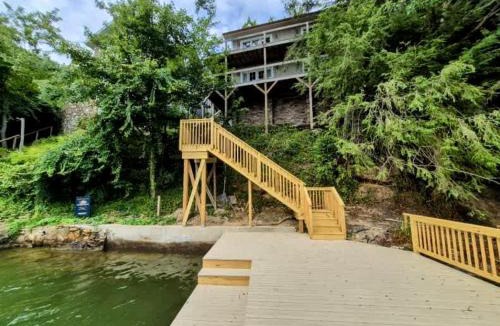Lake Lure House | Lake Therapy