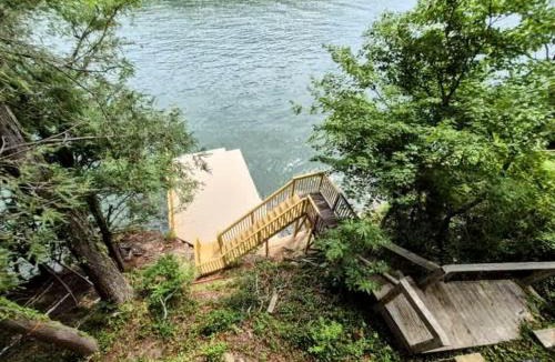Lake Lure House | Lake Therapy