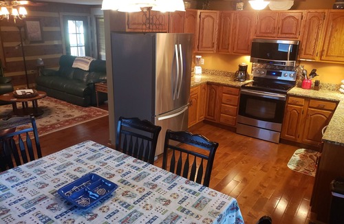 Dandridge Cabin | LakeFront Cabin Private Dock dates in Aug avail nr Smoky Mtn ez access from I-40