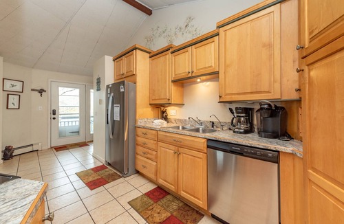 Swanton House | Lakefront Gem Near Deep Creek State Park