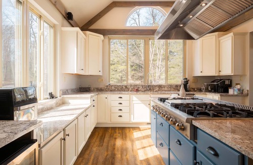Swanton House | Lakefront, Pet Friendly w Firepit in Quiet Cove