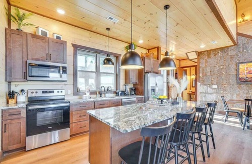 Sevierville Cabin | Lakeside Cabin w/Private Pool & Hot Tub