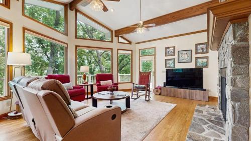 Waynesville House | Lakeview on the Links