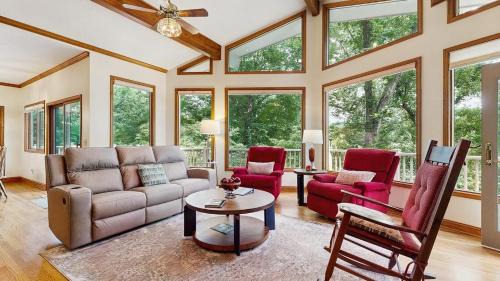 Waynesville House | Lakeview on the Links