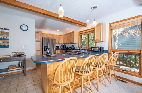 Swanton House | Lakin' It Easy | Dog Friendly + Private Dock Slip