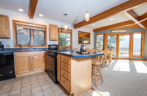 Swanton House | Lakin' It Easy | Dog Friendly + Private Dock Slip