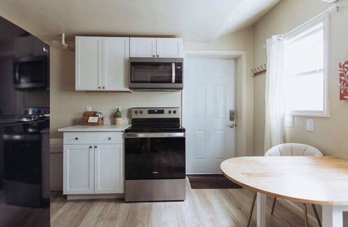 Johnson City Apartment | Lamont 1 2bed Pet-Friendly Apt