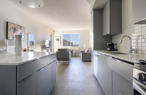 Rhodes Ranch Apartment | Landing | Beautiful 2BD, Pool, Gym