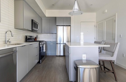 Rhodes Ranch Apartment | Landing | Beautiful 2BD, Pool, Gym