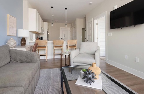 Hickory Apartment | Landing | Modern 1BD, Yoga Studio, Clubhouse