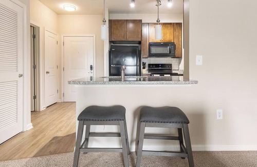 Manassas Park Apartment | Landing | Spectacular 1BD, Gym, Pool