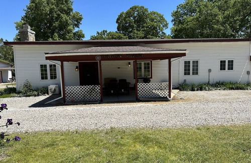 Gamaliel Cabin | Large,3 Bdrm, Lake View/Access Home w/Rustic/Modern Charm, Resort Amenities