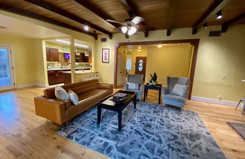 Las Vegas House | Las Vegas Pool House! Ranch Home With Salt Pool and High Speed Internet Close Drive to Strip.