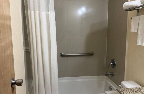 LaVale Hotel | LaVale Inn Cumberland Area