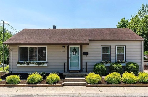 Fairfax Cottage | Like New 3 BDR Cottage in Mariemont OH
