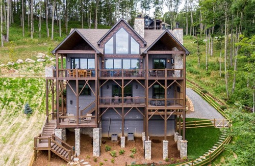 Banner Elk House | Livin' Lodge at Eagles Nest