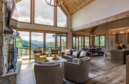 Banner Elk House | Livin' Lodge at Eagles Nest