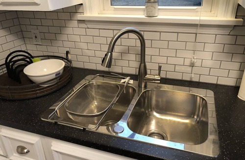 Roselawn Finance Apartment | ★Location is Everything @ The Kenwood★