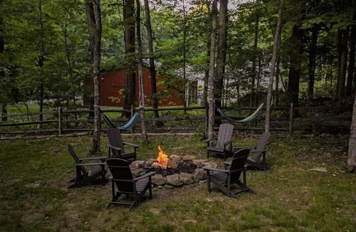 Swanton Cabin | Log Cabin Retreat w/Hot Tub, Game Room, Fire Pit