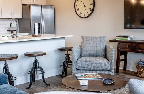 Old City Condo | Lone Tree Pass | King + Queen | Balcony + Parking