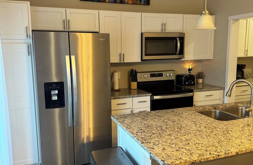 Covington House | Love the Cov- Spacious 4-bedroom house in charming Covington with WiFi, AC