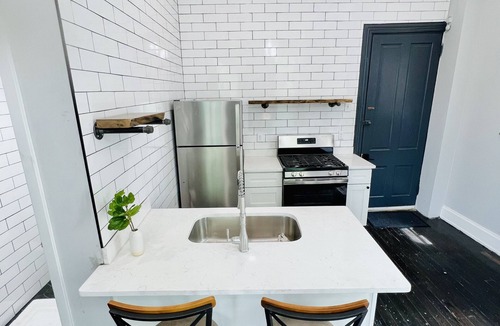Walnut Hills Apartment | Lovely Studio in the Hills of Eden