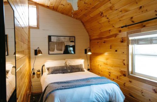 Pine Ridge House | "Lumber Lodge" - Comfy & Woodsy Stay in RRG/Auxier