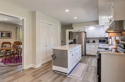 Woodbine House | Lush & Secluded Family Getaway in Woodbine
