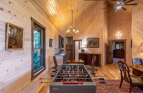 Blowing Rock Cabin | Lux 3600 Sq Ft Cabin, Game Rooms, Hot Tub, Long-Range Views!