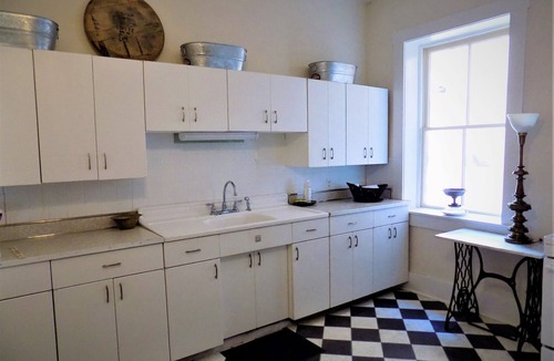Maysville Apartment | Luxury and Character in Maysville, Kentucky