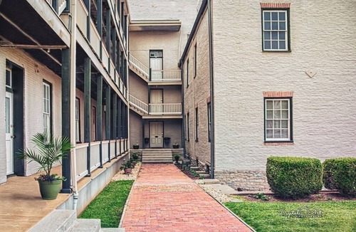 Maysville Apartment | Luxury and Character in Maysville, Kentucky