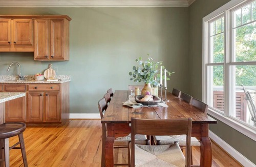 Swannanoa Cabin | Luxury Cabin w Views, Hot Tub, Fire, 13mi>DT, Pets OK