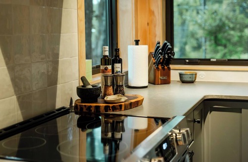 Brevard Cottage | Luxury Cottage, Estate Property, Walk to Downtown, Pet Friendly