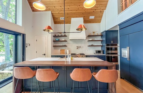 Oakland House | Luxury Expansive Lakefront, Newly Renovated!
