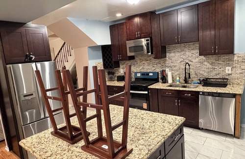 East Garfield Park House | Luxury Home Away From Your Home