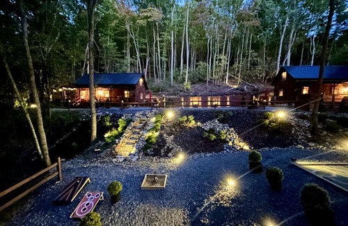 Elizabethton House | Luxury in the Smokey Mountains with Hot Tub Pet Friendly Cabin A